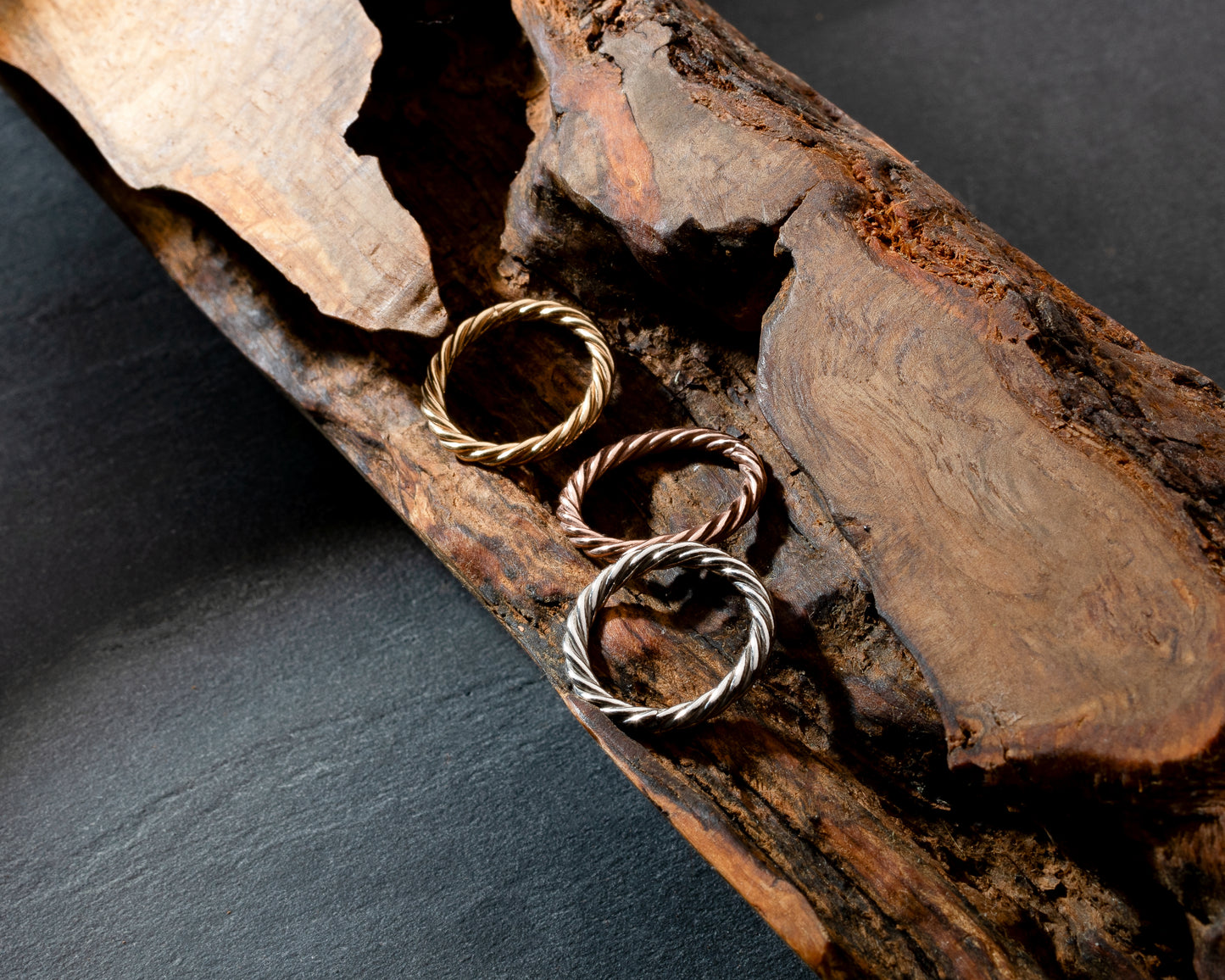 Anillo tensor de plata bañada en oro - Amuleto protector