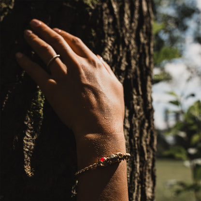 Charm with Berkana rune (ᛒ) Gold-plated - amulet of growth and rebirth - Brass