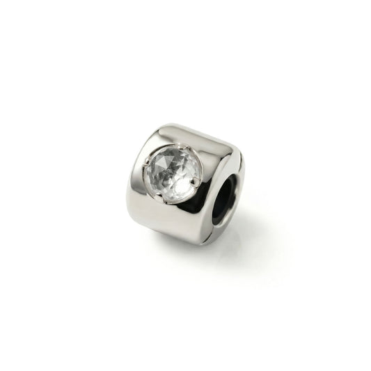 Charms z kryształem górskim Srebrny – Kamień oczyszczenia, energii i wzmacniania intencji – srebro pr. 925