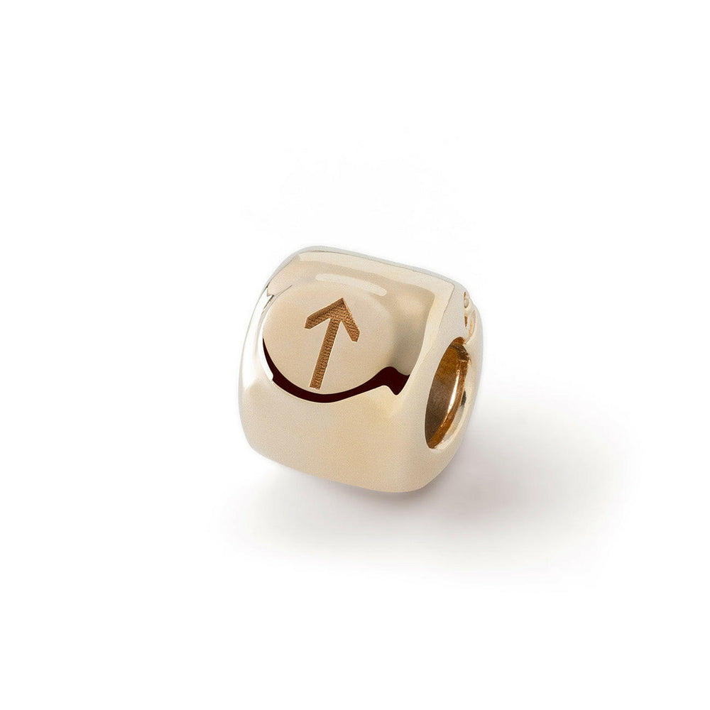 Tiwaz Rune Charm (ᛏ) – Amulet of Courage and Justice - 14K Gold